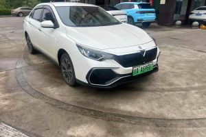 D60 啟辰 PLUS 1.6L XE CVT潮領(lǐng)版