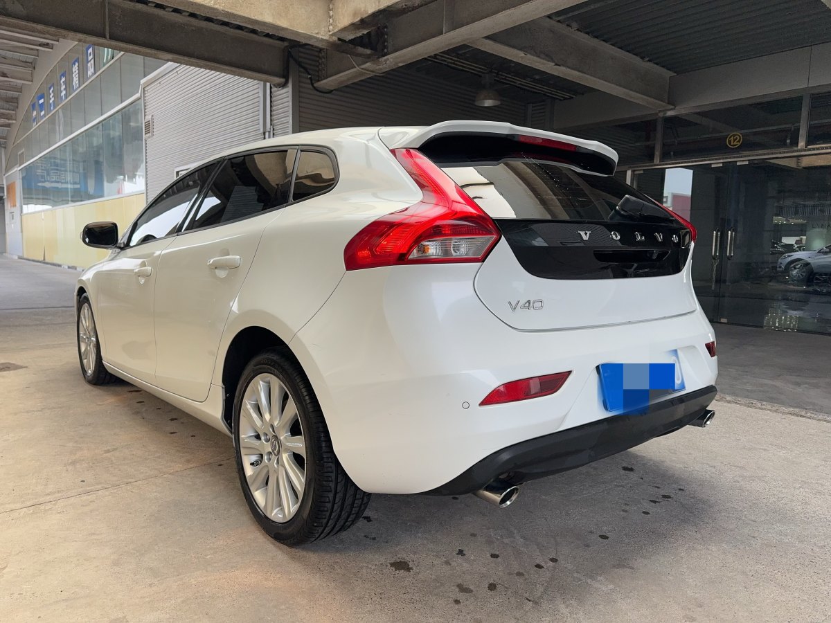 沃爾沃 V40  2015款 1.6T 智逸版圖片