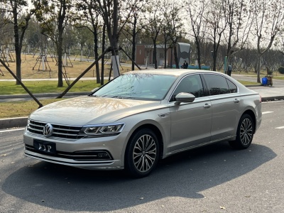 2019年1月 大眾 輝昂 改款 380TSI 兩驅豪華版圖片