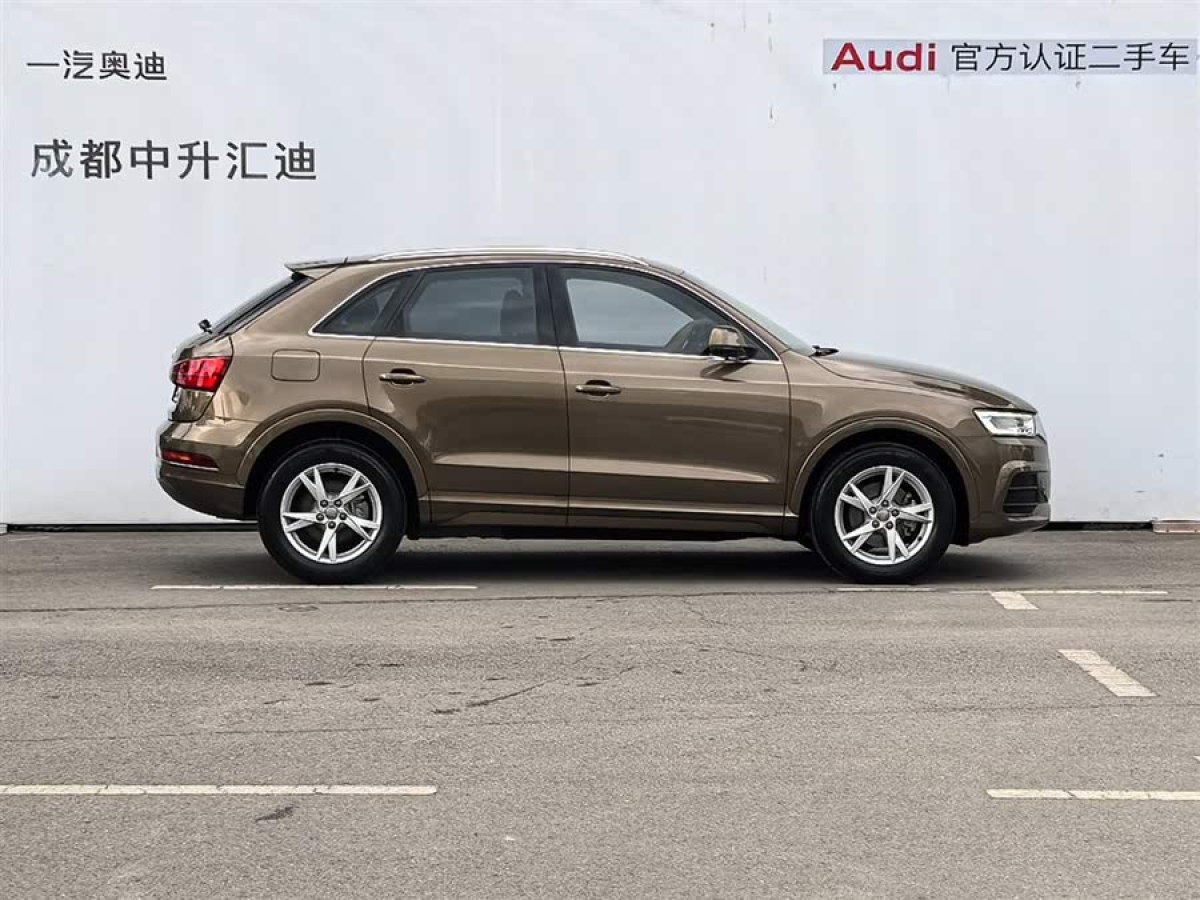 奧迪 奧迪Q3  2018款 30周年年型 35 TFSI 時尚型圖片