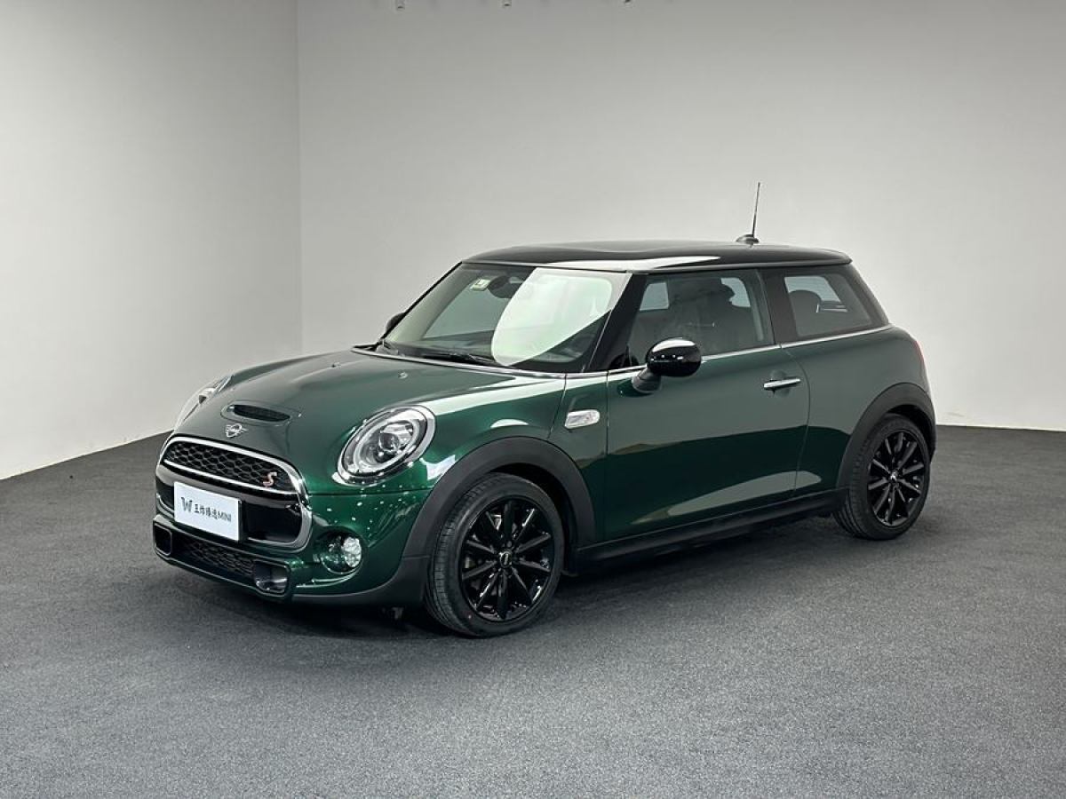 MINI CLUBMAN  2018款 2.0T COOPER S 經(jīng)典派圖片