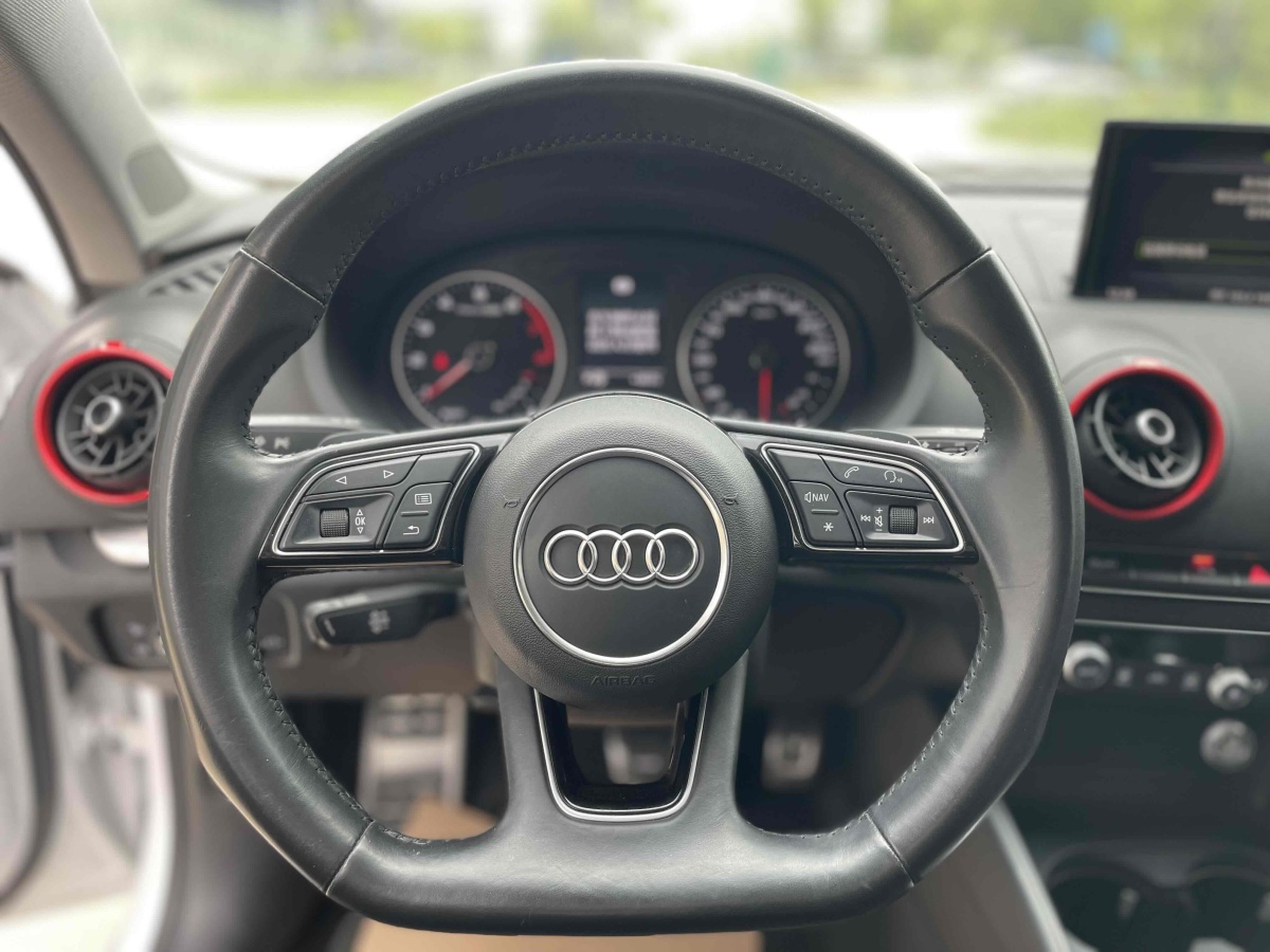 2020年4月奧迪 奧迪A3  2019款 Sportback 35 TFSI 運動型 國VI