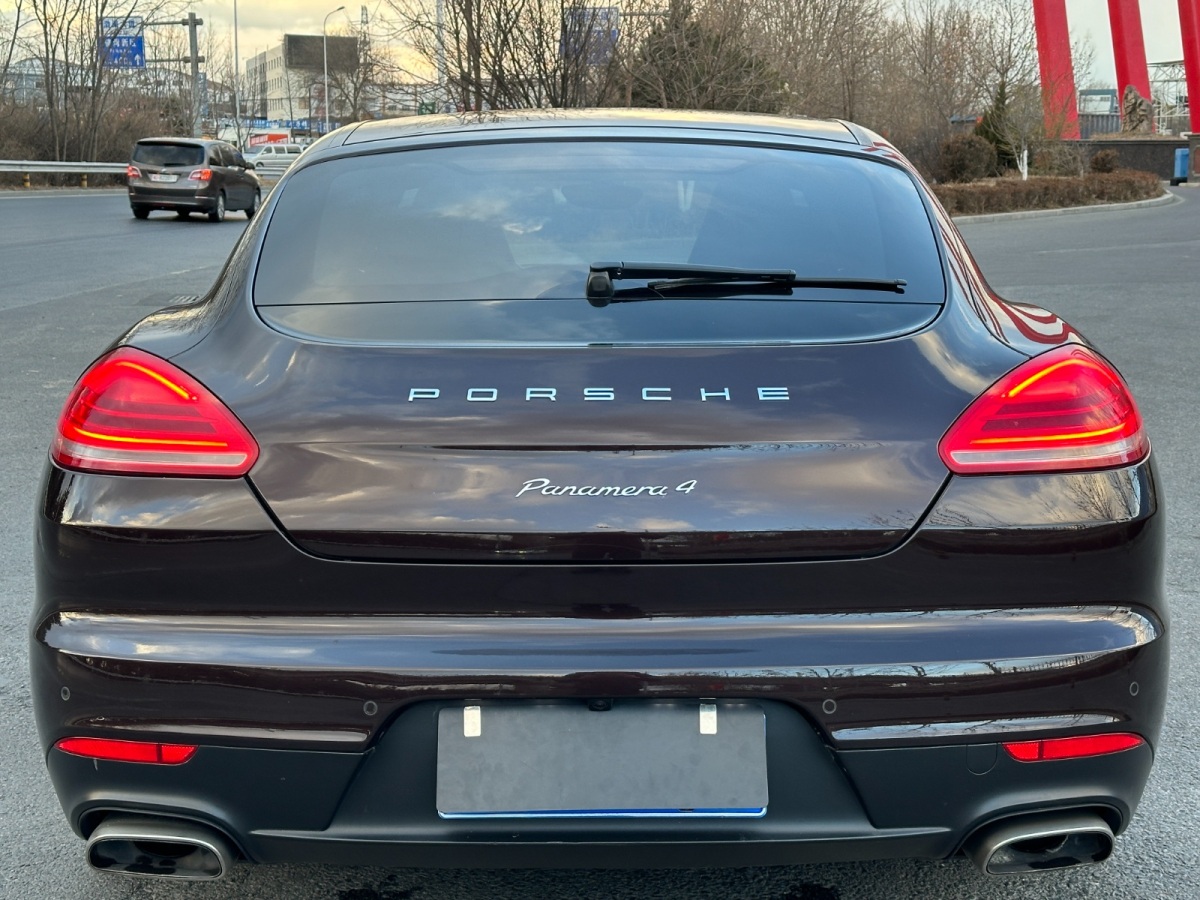 保時(shí)捷 Panamera  2014款 Panamera 4 3.0T圖片