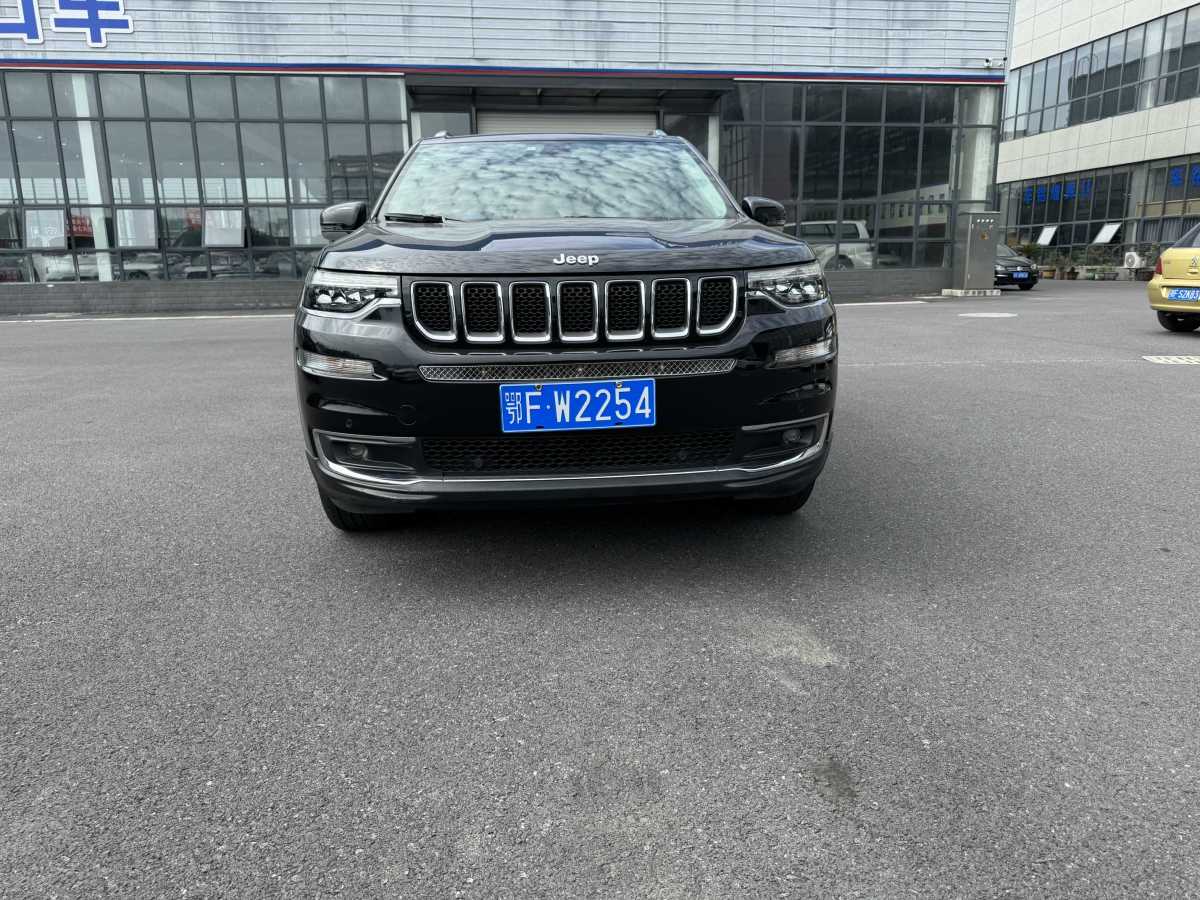 Jeep 指揮官  2018款 2.0T 四驅(qū)臻享版 國VI圖片