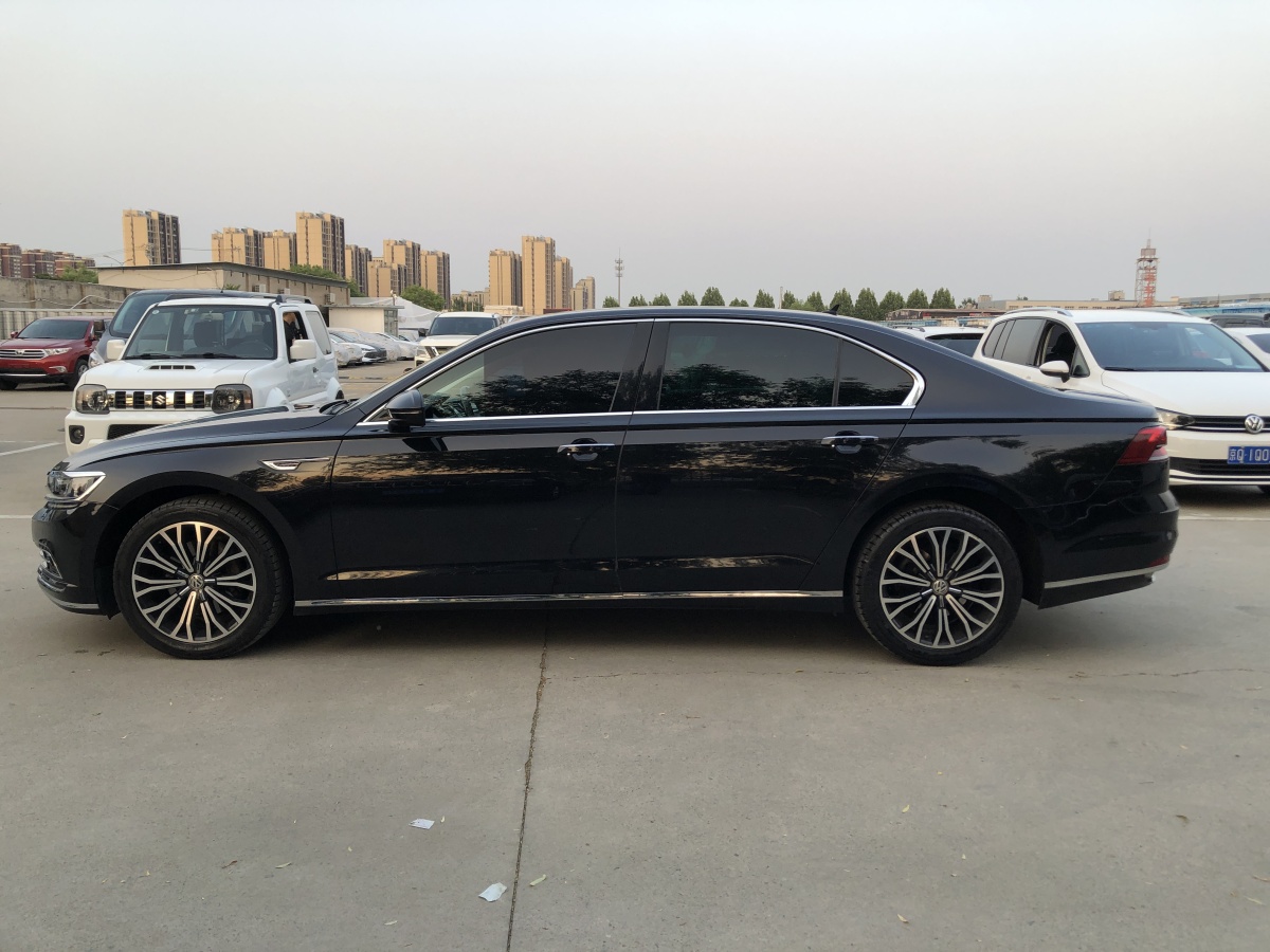 大眾 輝昂  2019款  380TSI 兩驅(qū)商務(wù)版 國VI圖片