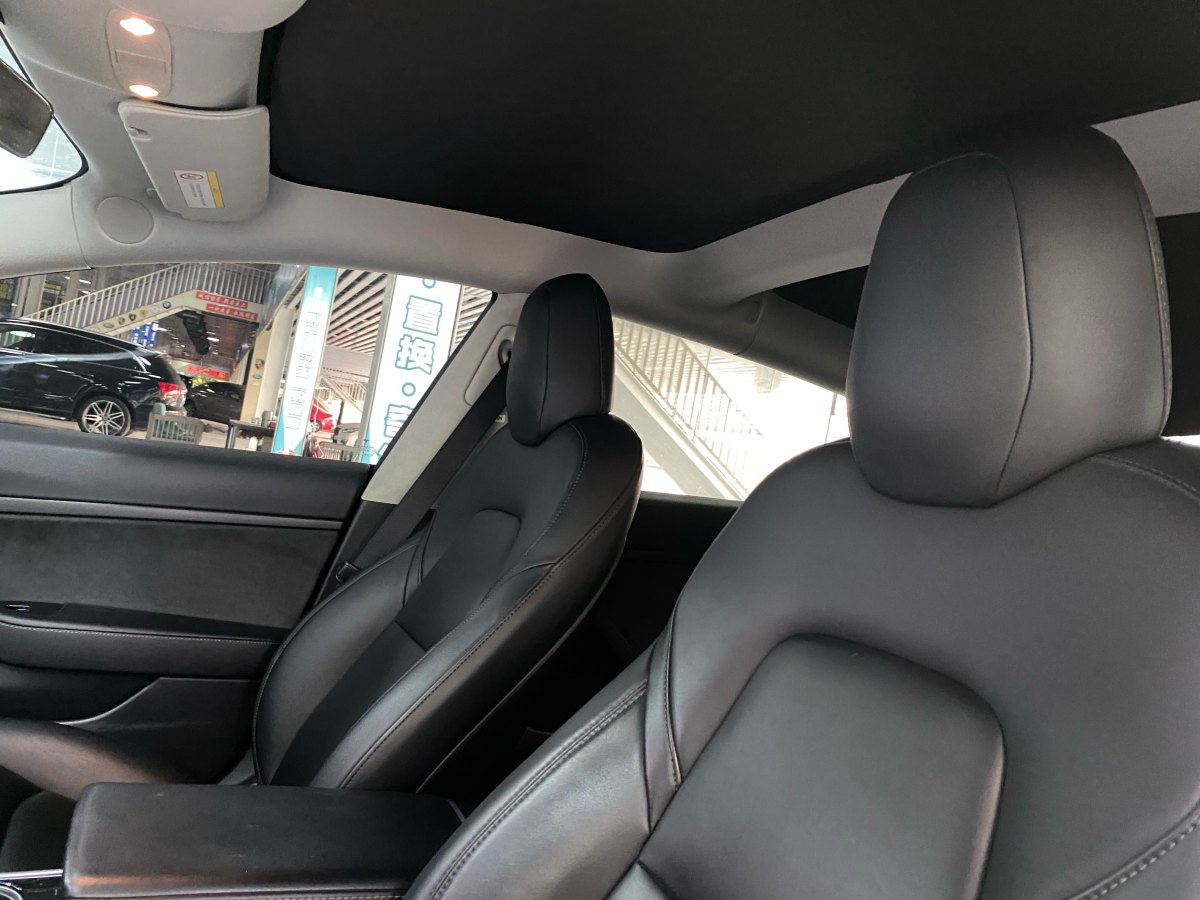 特斯拉 Model 3  2019款 標準續(xù)航后驅(qū)升級版圖片