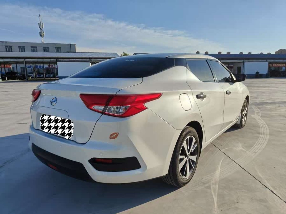 日產(chǎn) LANNIA 藍(lán)鳥  2018款 1.6L CVT炫酷潮音版圖片