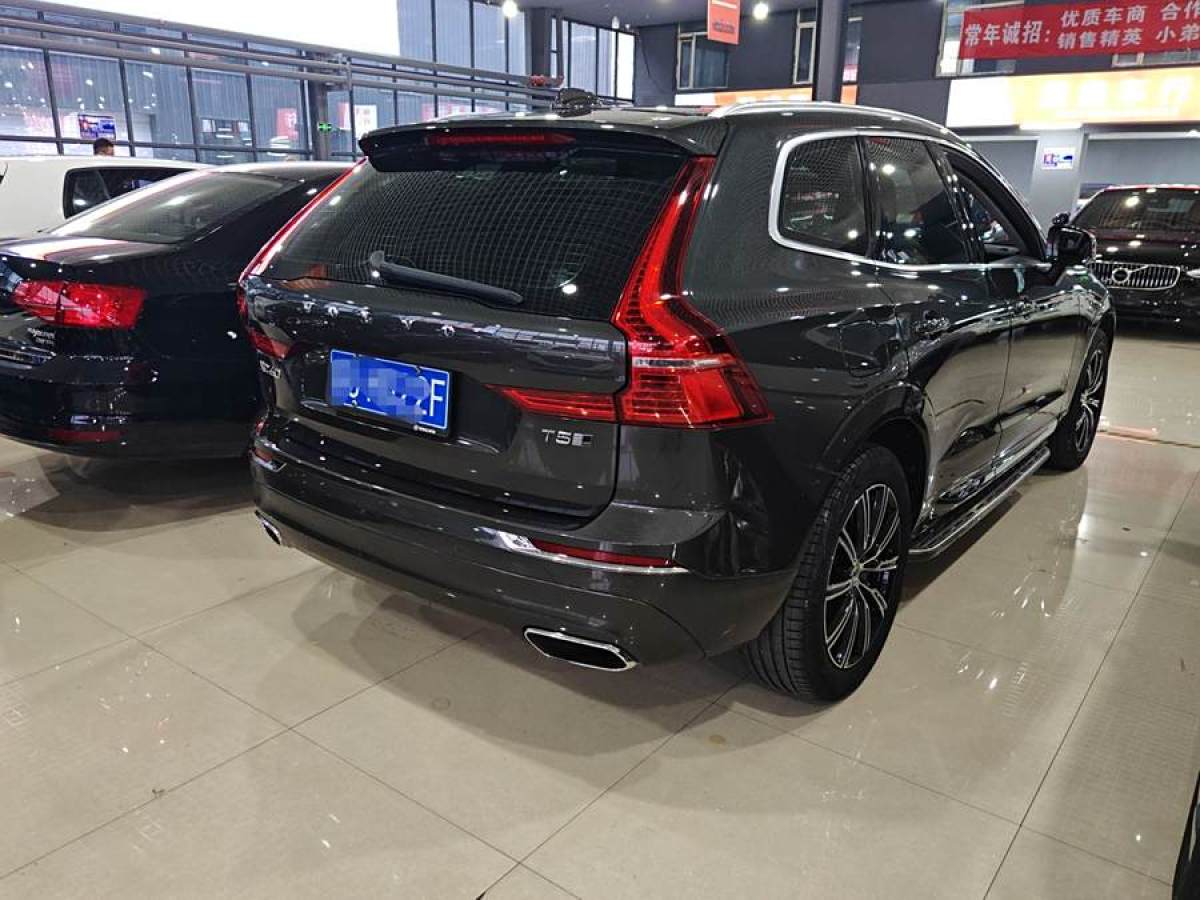 沃爾沃 XC60  2020款 T5 四驅(qū)智雅豪華版圖片