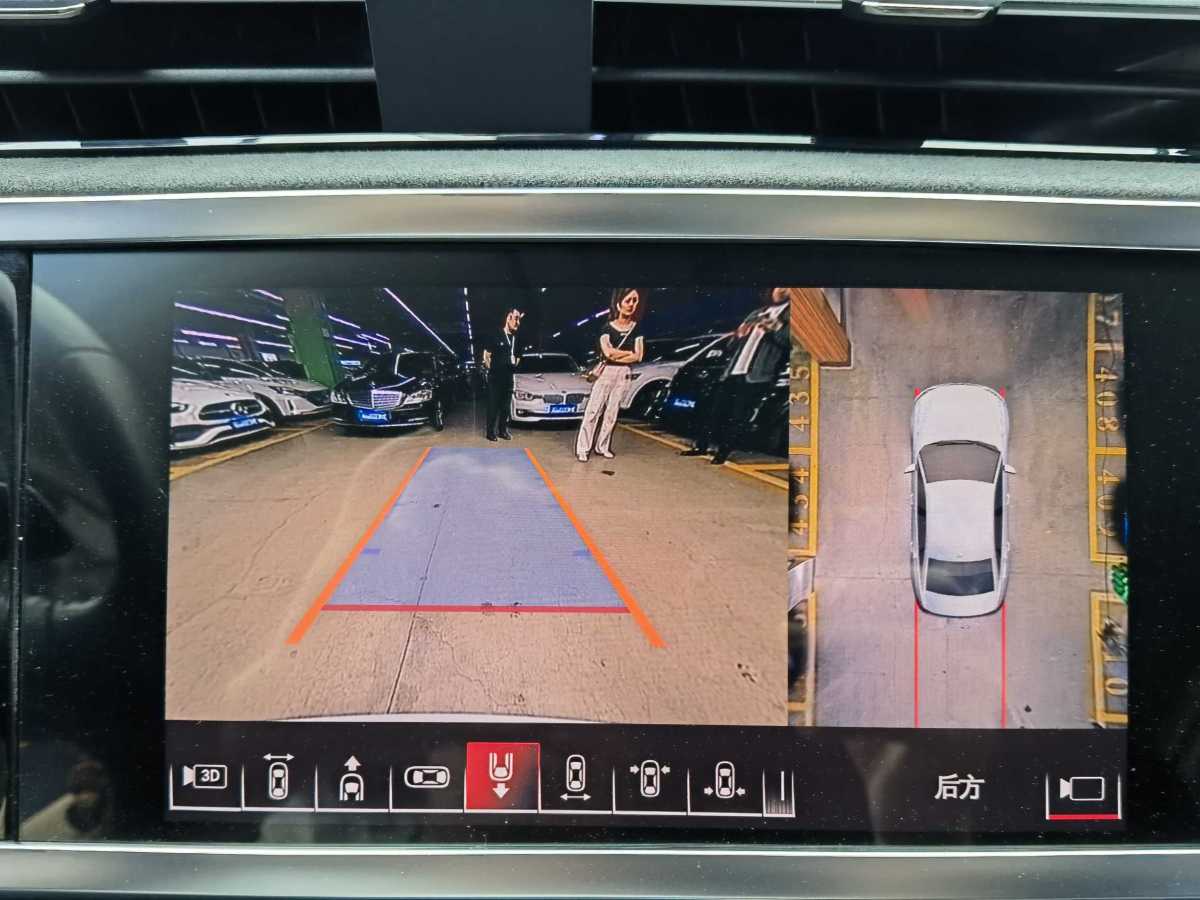 2021年8月奧迪 奧迪Q3  2024款 35 TFSI 進(jìn)取動(dòng)感型