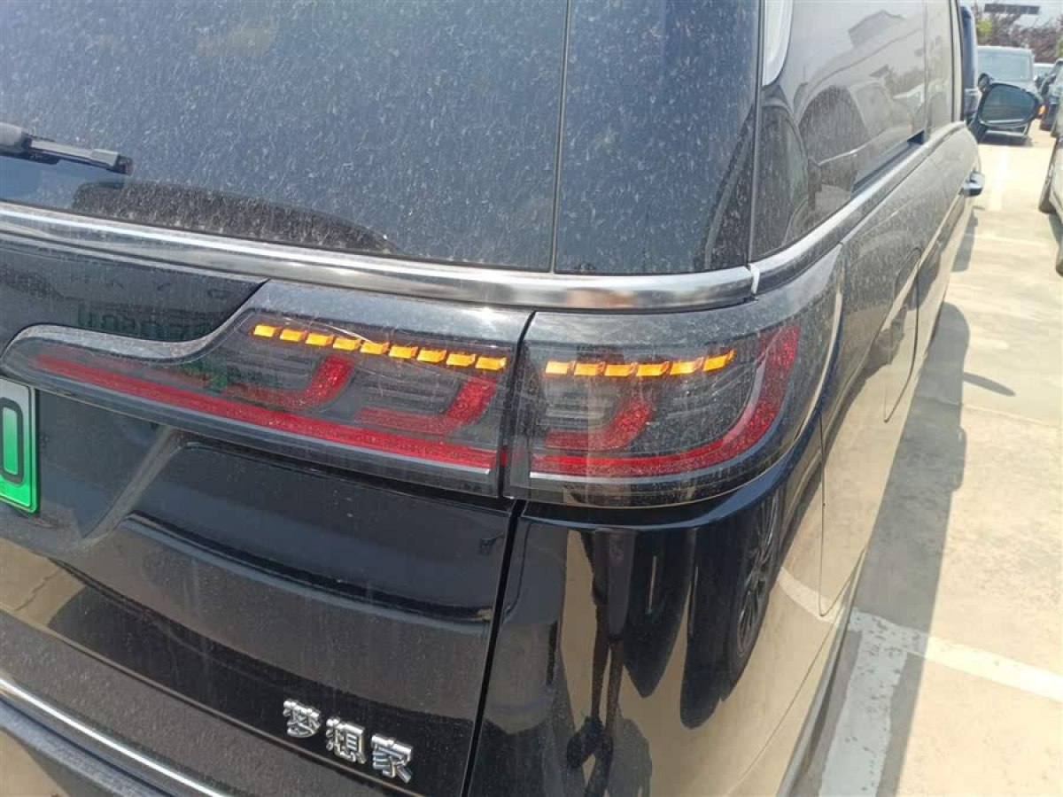 嵐圖 夢(mèng)想家  2024款 PHEV 超長(zhǎng)續(xù)航尊貴版圖片