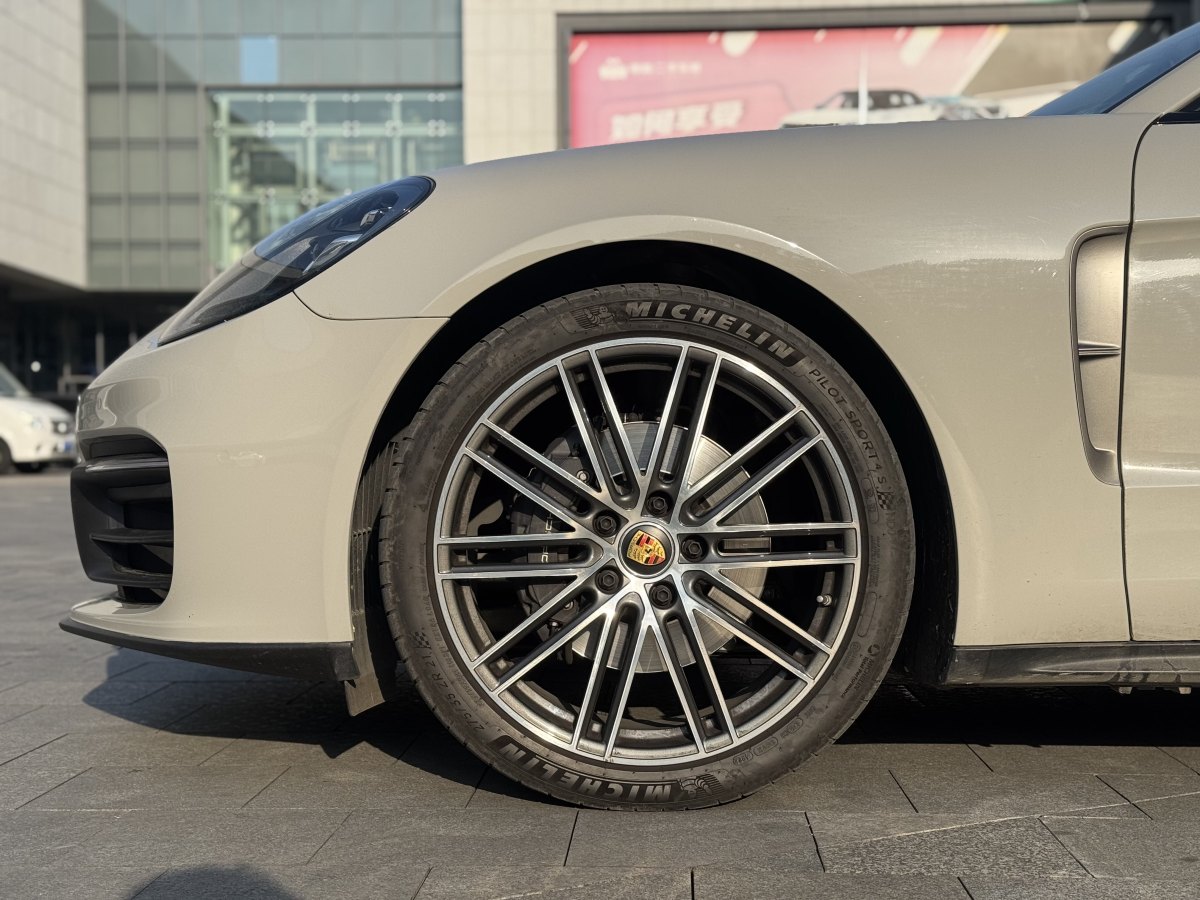 保時(shí)捷 Panamera  2023款 改款 Panamera 2.9T 鉑金版圖片