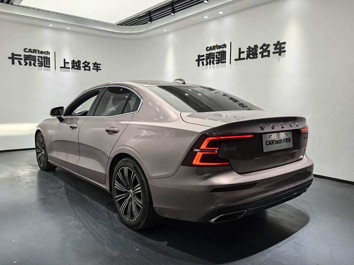 2019年12月沃爾沃 S60L  2020款 T4 智遠豪華版