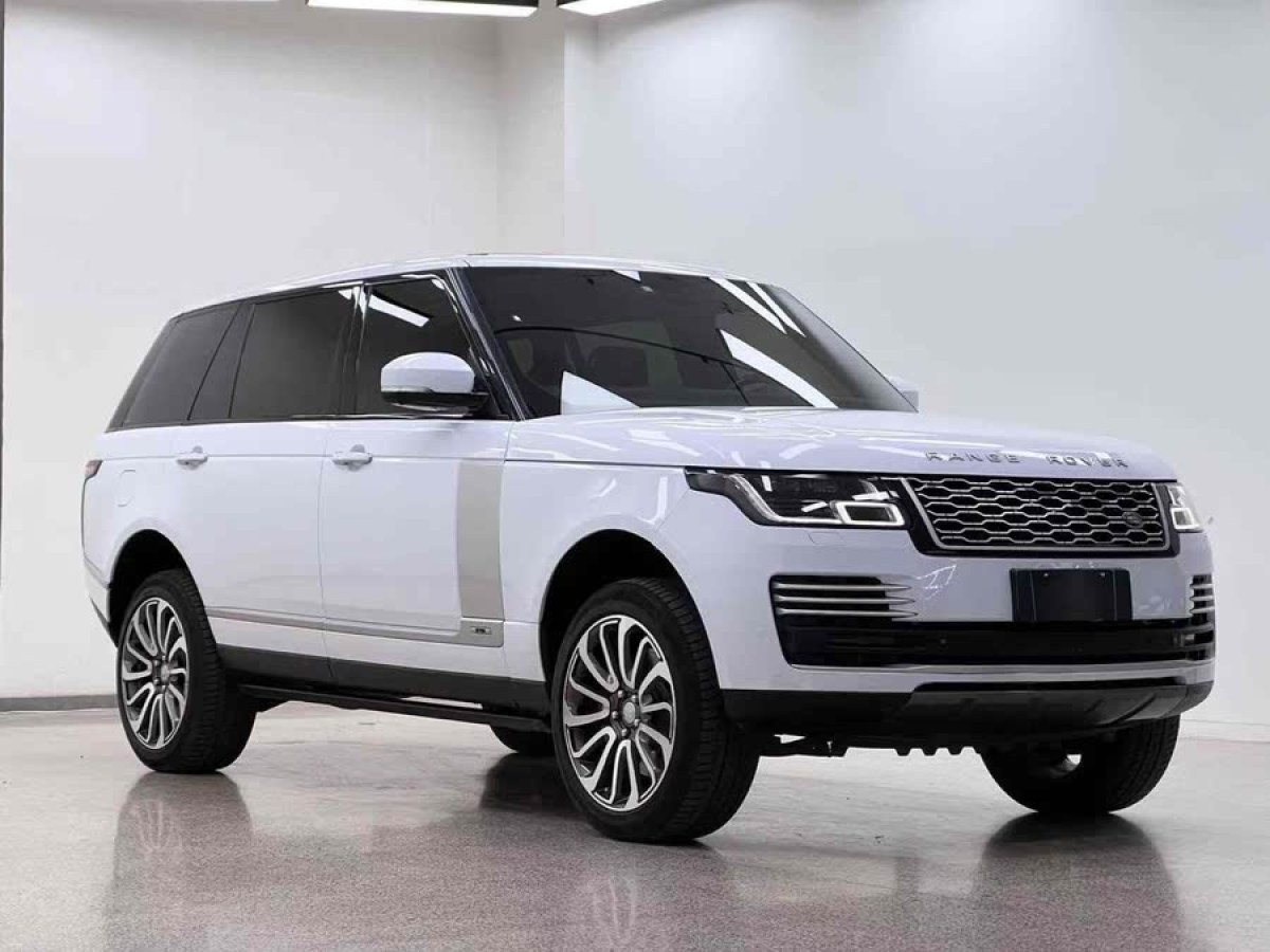 路虎 攬勝  2015款 3.0 V6 SC Vogue SE 創(chuàng)世加長版圖片