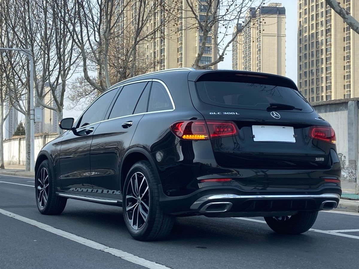 奔馳 奔馳GLC  2018款 改款 GLC 300 4MATIC 動感型圖片