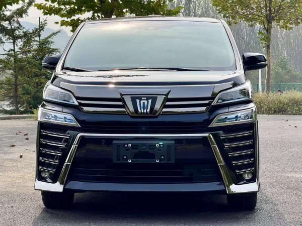 丰田 威尔法  2021款 皇冠 双擎 2.5L HV至尊版