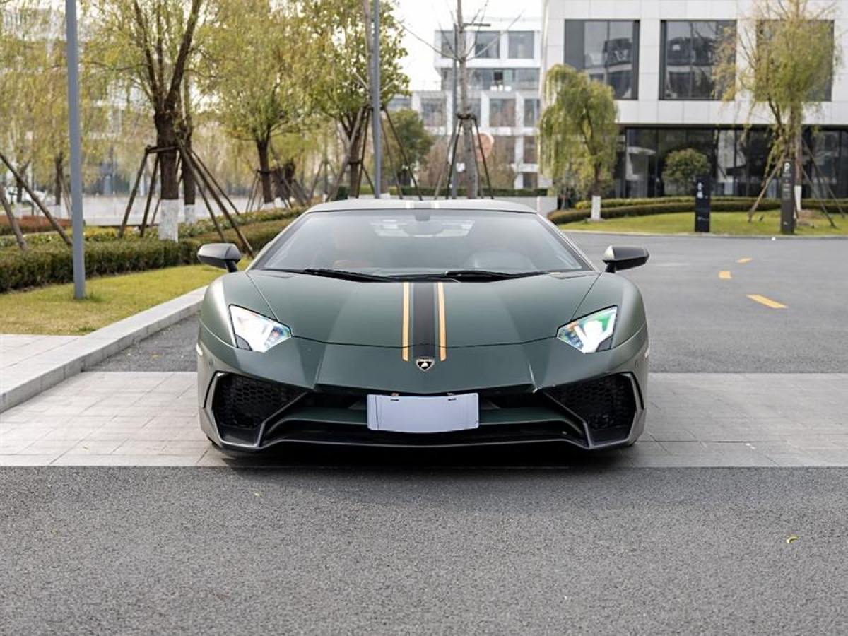 2013年6月蘭博基尼 Aventador  2011款 LP 700-4