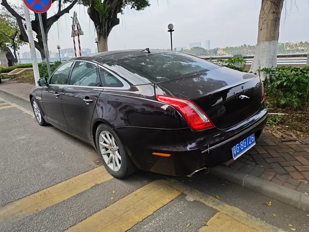 捷豹 XJ  2012款 XJL 3.0 全景商務(wù)版圖片