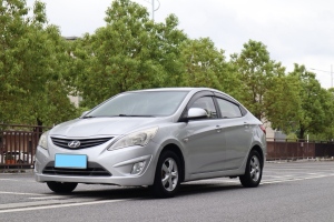 瑞納 現(xiàn)代 三廂 1.4L 手動舒適型GS