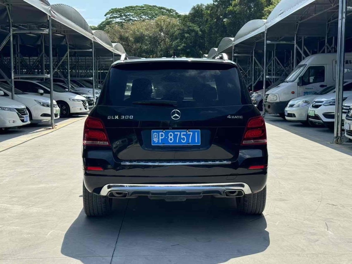 奔驰 奔驰GLK级  2013款 GLK 300 4MATIC 动感天窗型图片