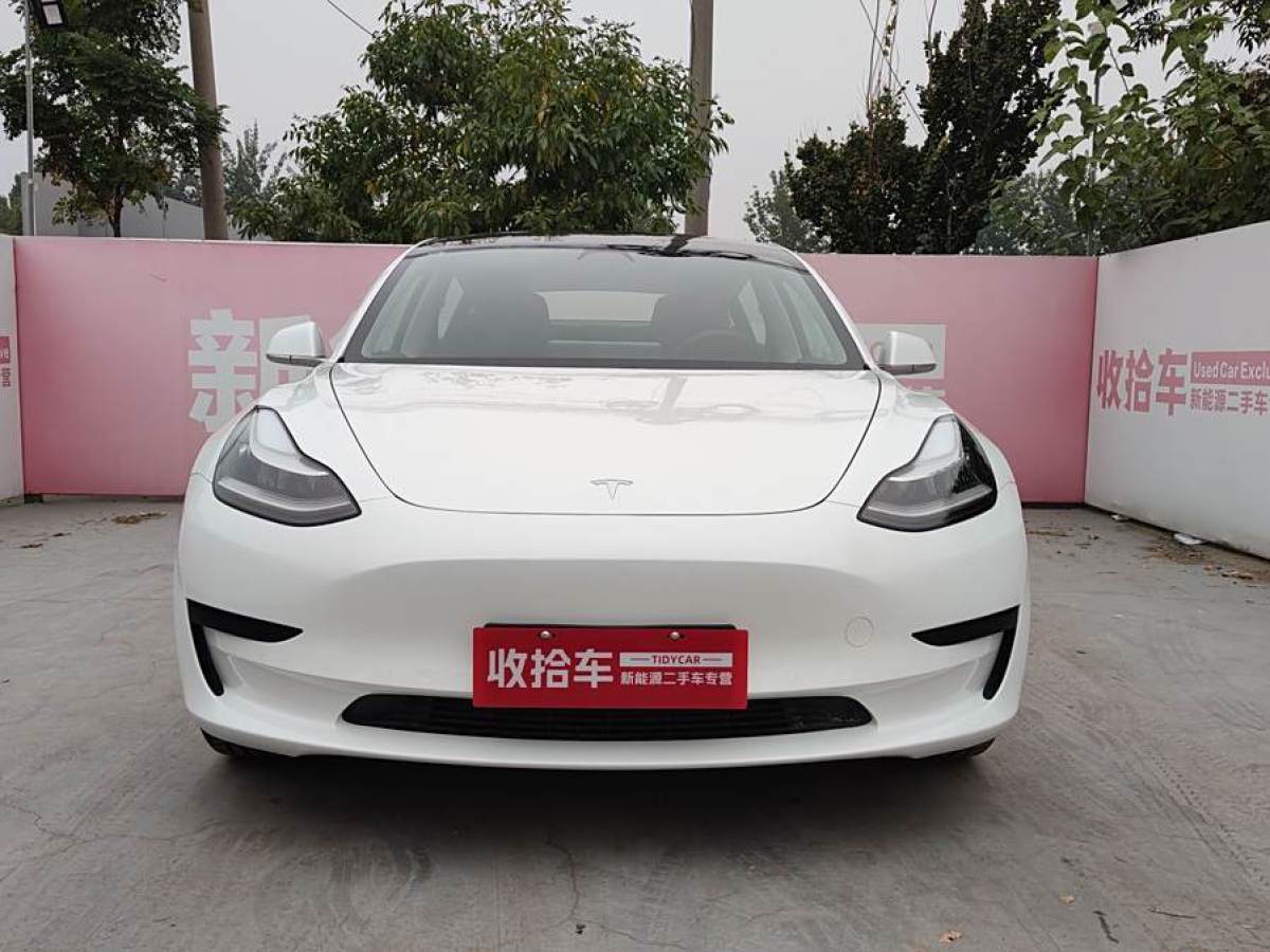 特斯拉 Model Y  2020款 改款 標(biāo)準(zhǔn)續(xù)航后驅(qū)升級版圖片