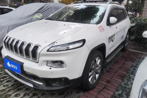 自由光 Jeep 2.4L 優(yōu)越版