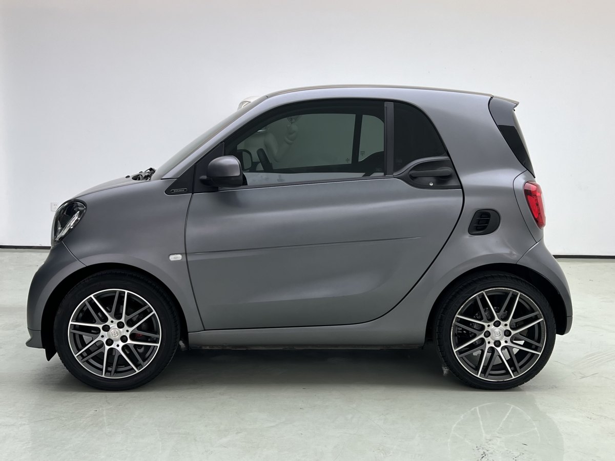 巴博斯 smart fortwo  2018款 0.9T 硬顶BRABUS Xclusive图片