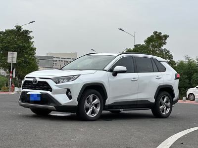 2021年12月 豐田 RAV4榮放 2.0L CVT兩驅(qū)風(fēng)尚版圖片