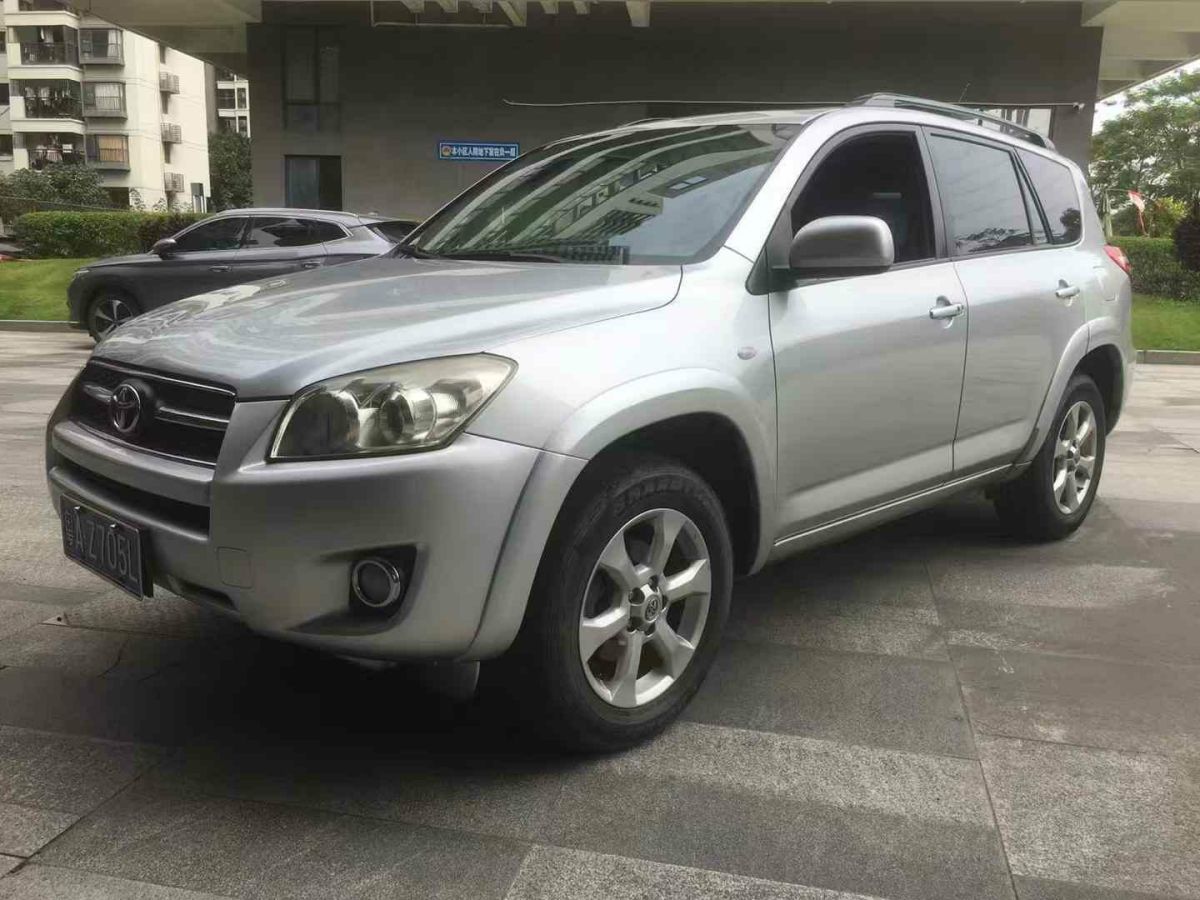 豐田 RAV4榮放  2010款 2.0L 自動豪華升級版圖片