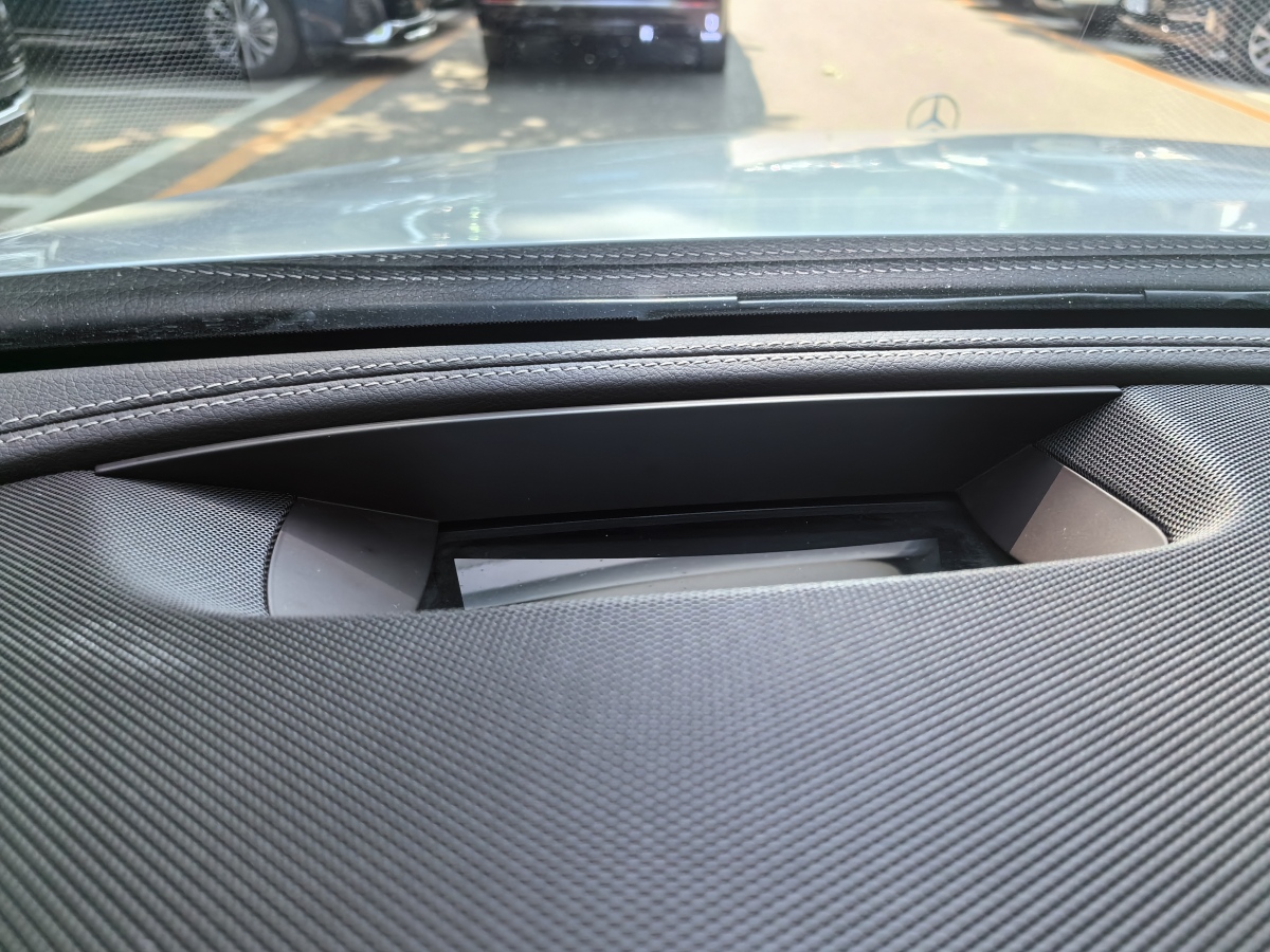 奔驰 奔驰E级  2018款 改款 E 320 L 4MATIC图片