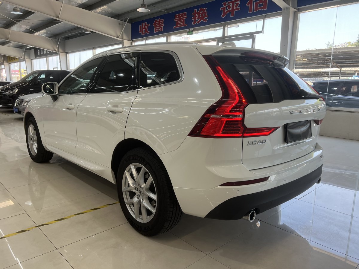 沃爾沃 XC60  2018款 T4 智逸版圖片