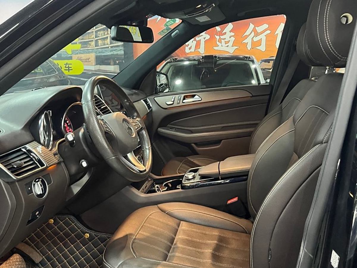 2018年5月奔馳 奔馳GLE  2017款 GLE 320 4MATIC 動(dòng)感型