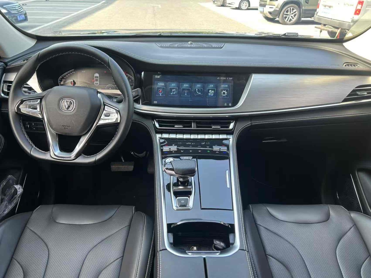 長(zhǎng)安 CS85 COUPE  2019款  1.5T 動(dòng)版 國(guó)VI圖片