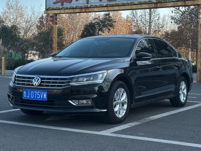 2017年12月 大眾 帕薩特 1.8TSI 自動(dòng)尊榮版圖片