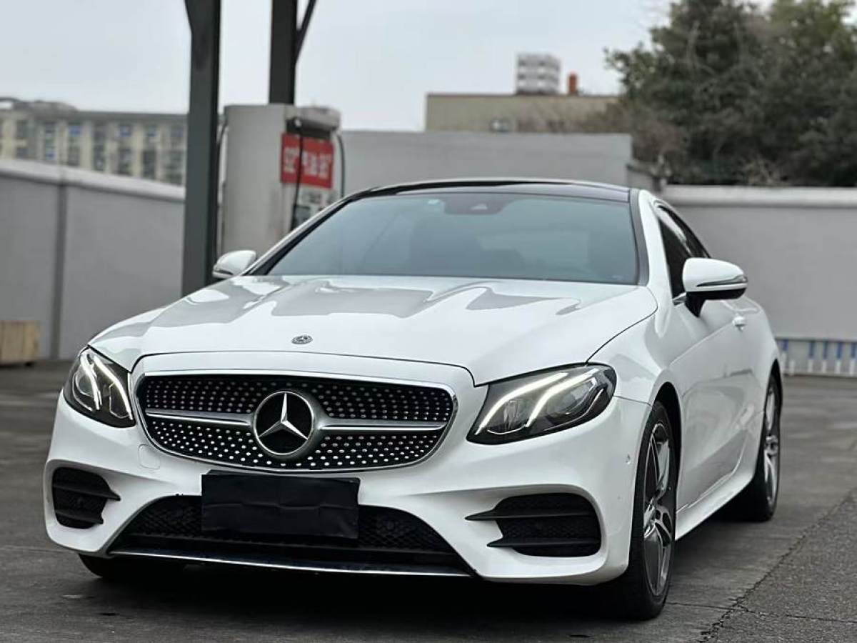 2018年8月奔馳 奔馳E級  2017款 E 200 4MATIC 轎跑車