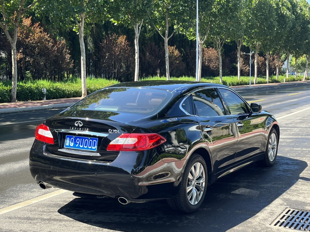 英菲尼迪 Q70  2015款 Q70L 2.5L 豪華版圖片