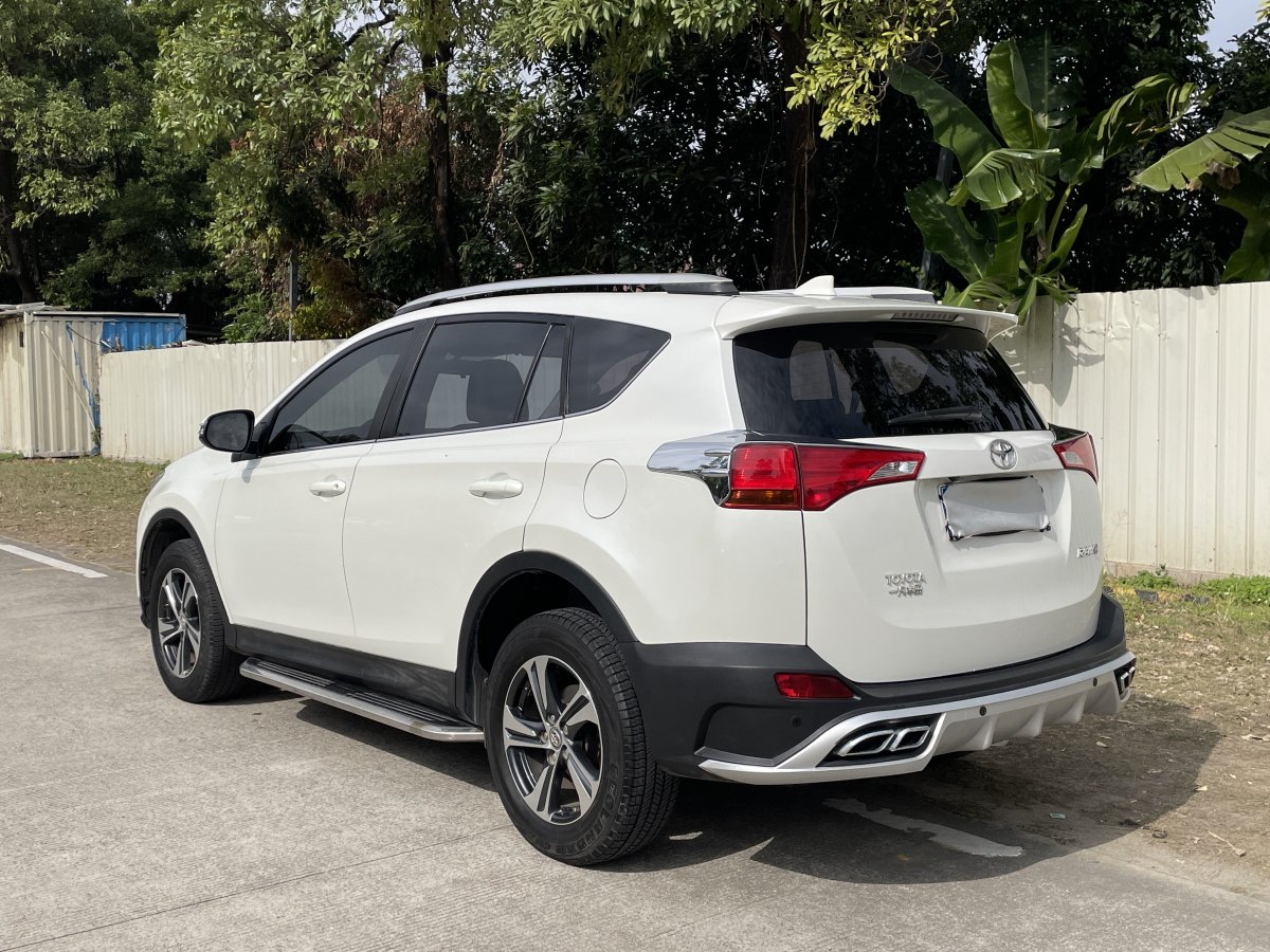 豐田 RAV4  2018款 榮放 2.0L CVT兩驅風尚版圖片