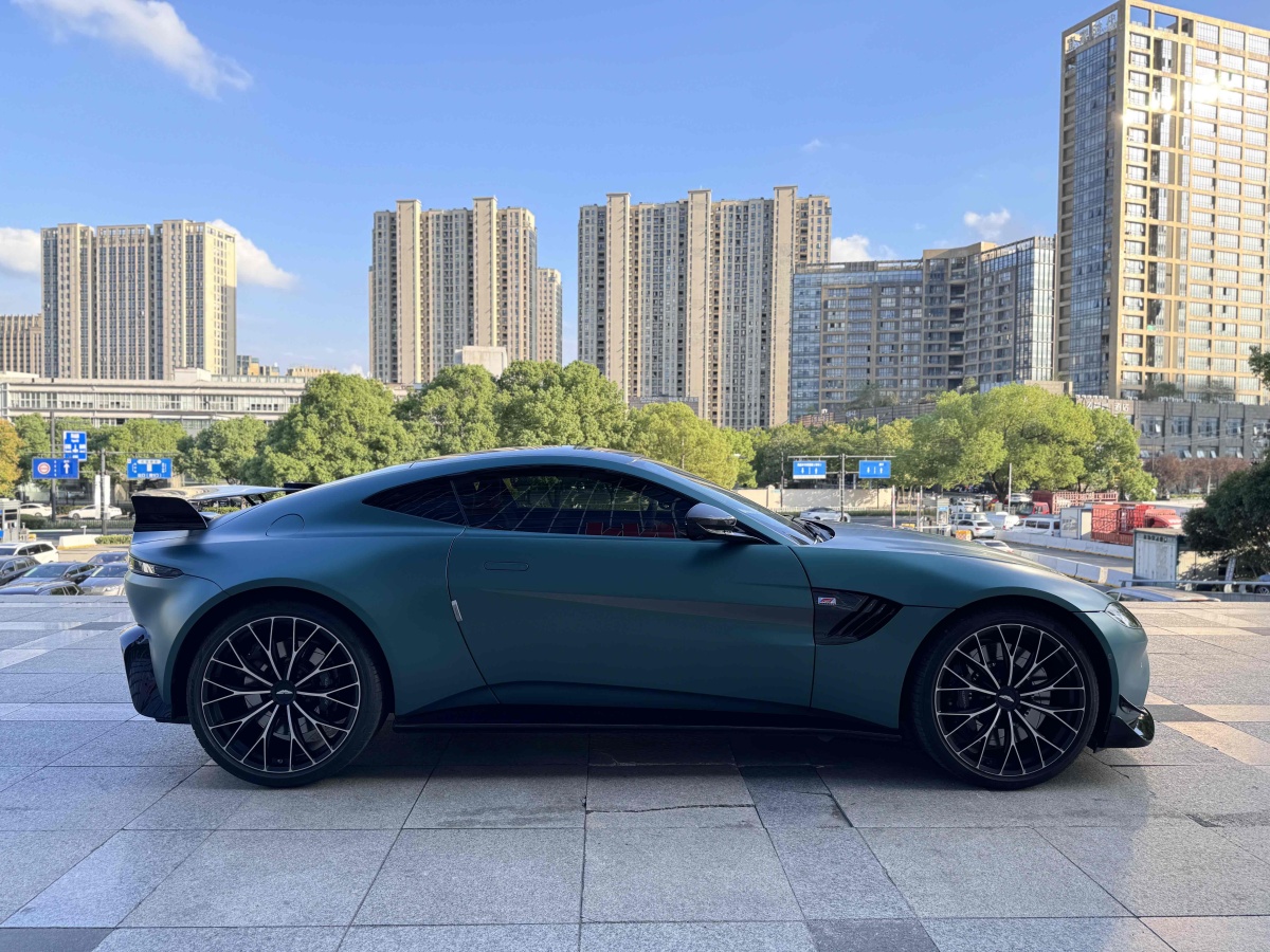 阿斯頓·馬丁 V8 Vantage  2023款 4.0T V8 F1 Edition Roadster圖片