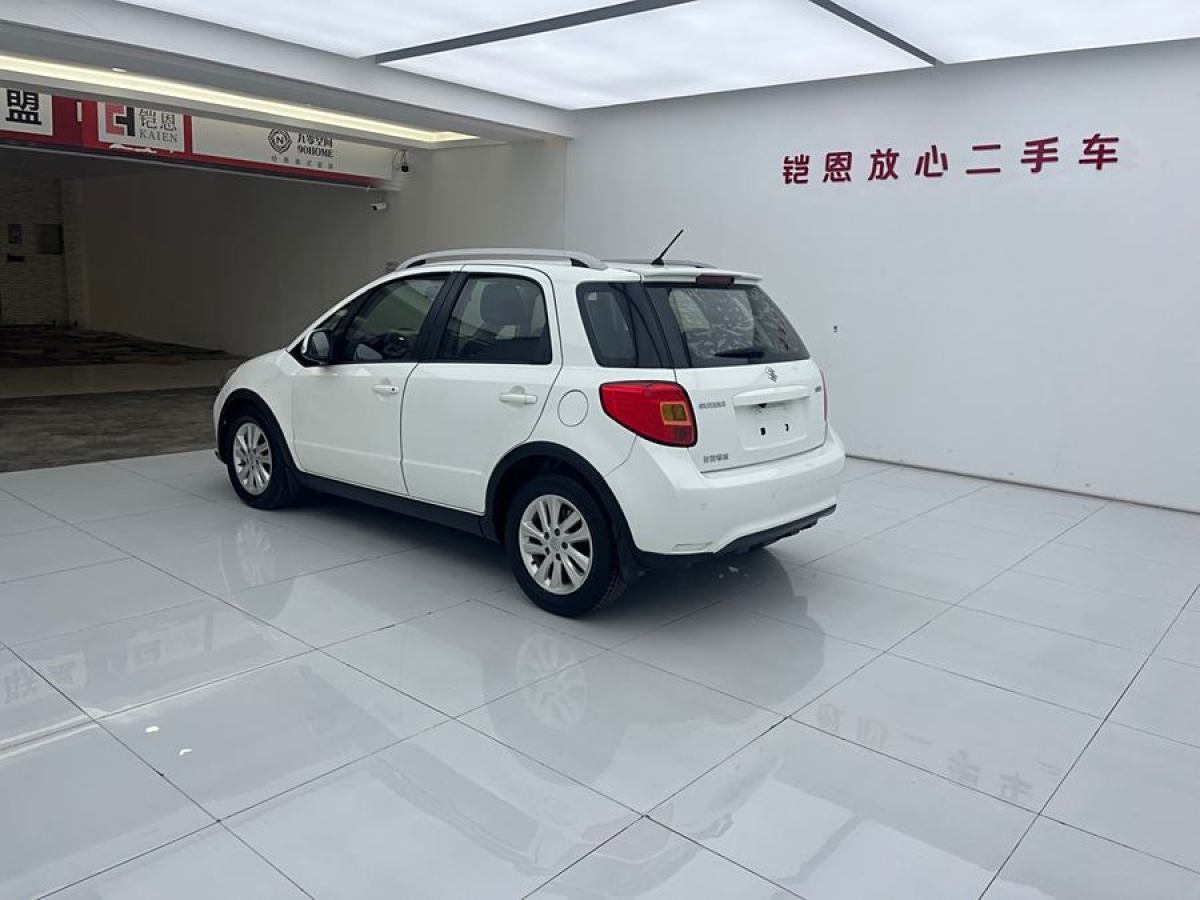 鈴木 天語 SX4  2013款 酷銳 1.6L 自動舒適型圖片