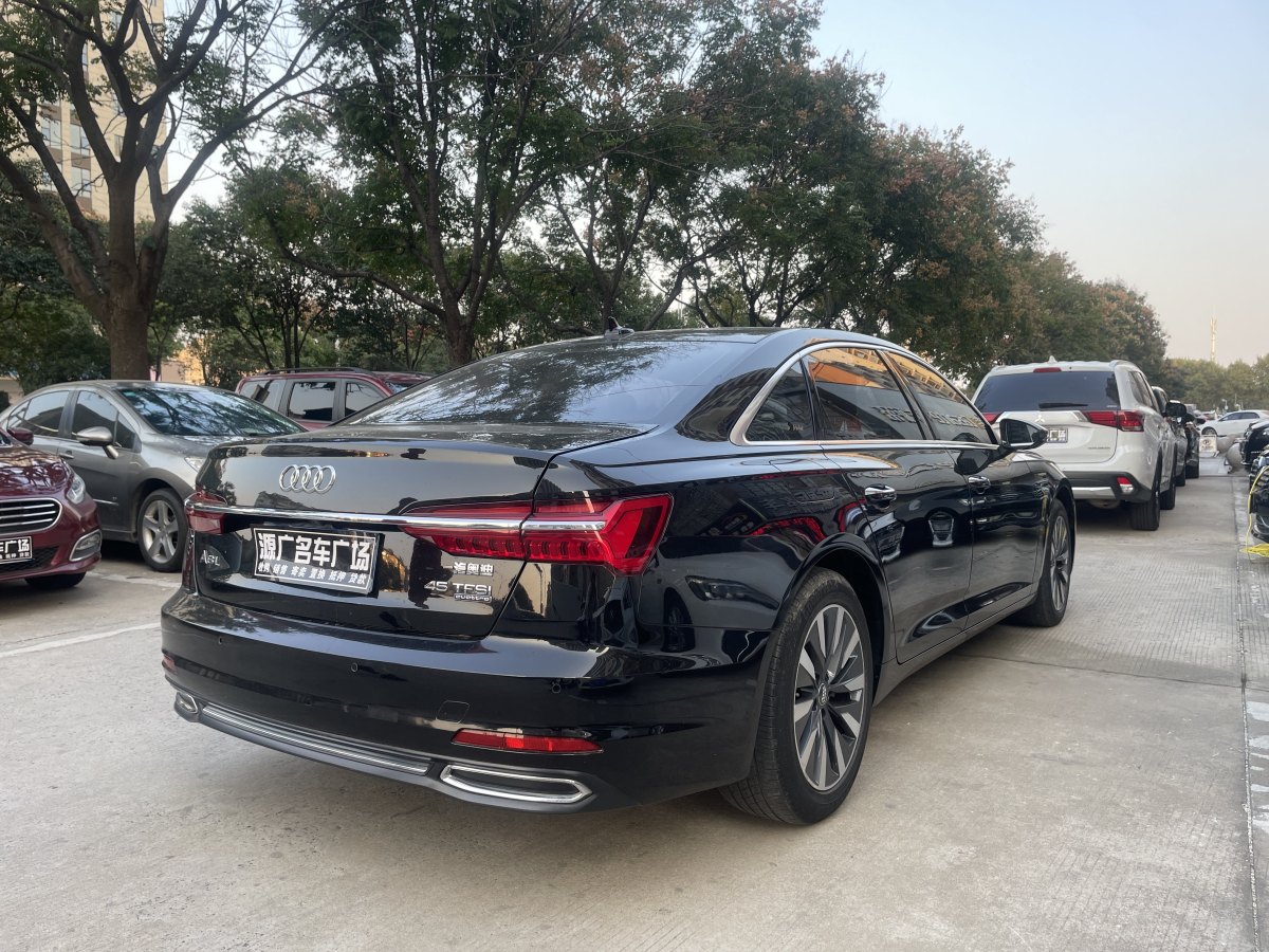 奧迪 奧迪A6L  2019款 45 TFSI 臻選動(dòng)感型圖片