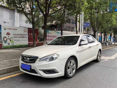 2015年1月 北汽绅宝 D50 1.5L CVT标准超值导航版图片