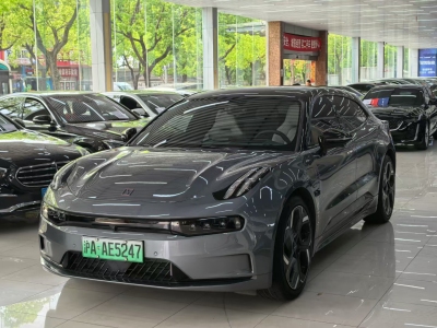 2022年2月 極氪 極氪001 超長(zhǎng)續(xù)航雙電機(jī) YOU版圖片