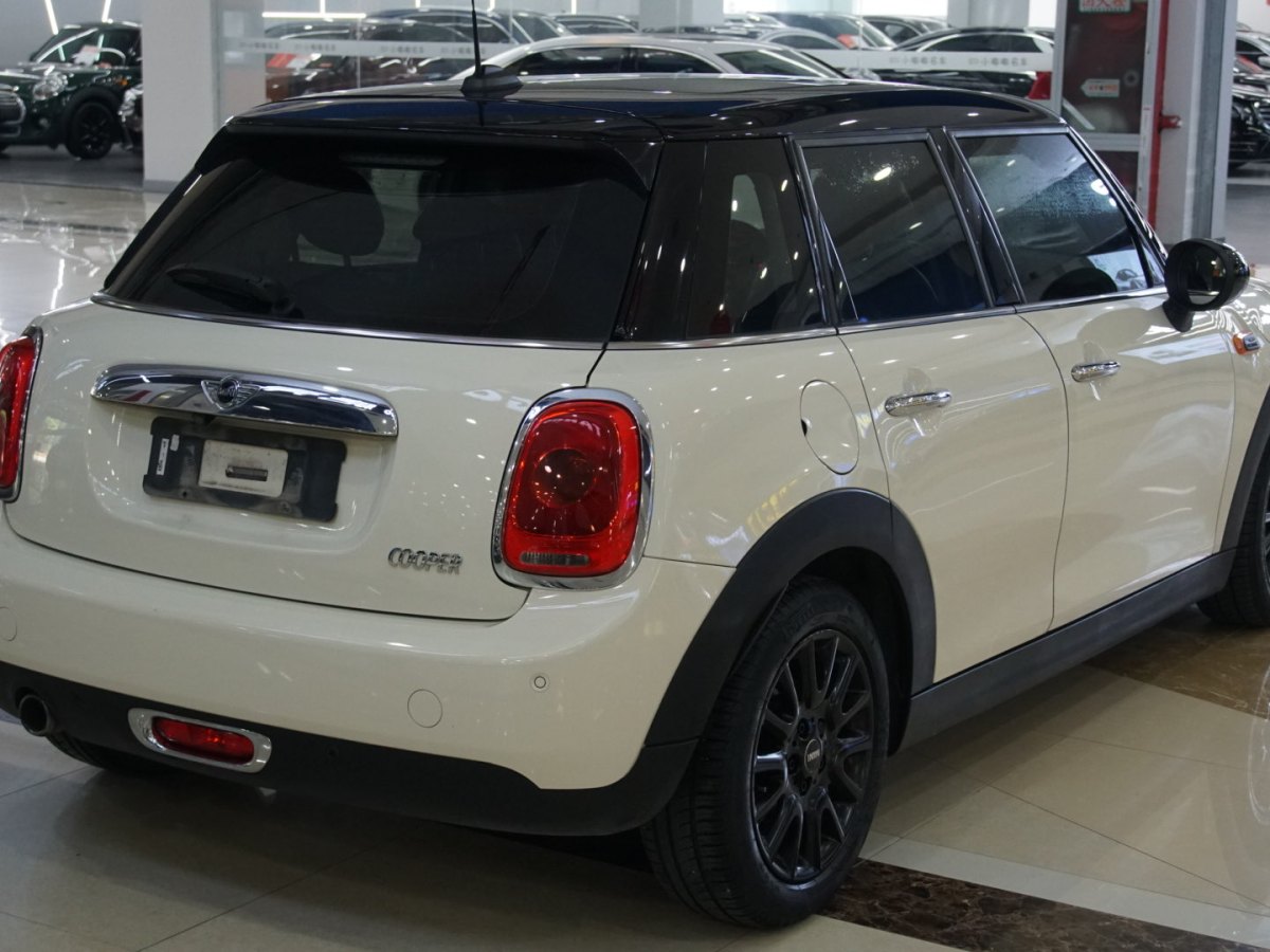 2017年10月MINI MINI  2016款 1.5T COOPER 五門版