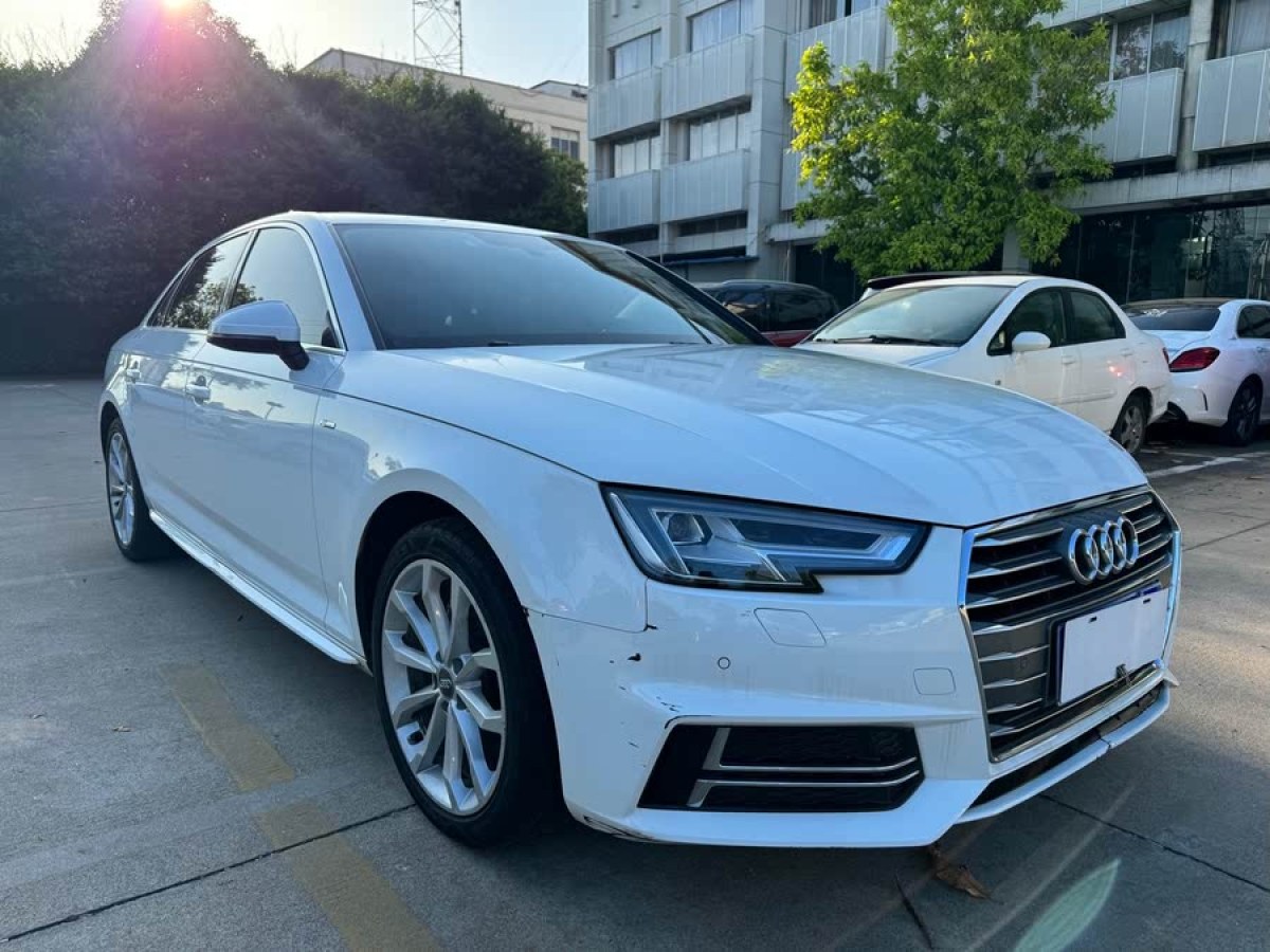 奧迪 奧迪A4L  2018款 30周年年型 40 TFSI 時(shí)尚型圖片