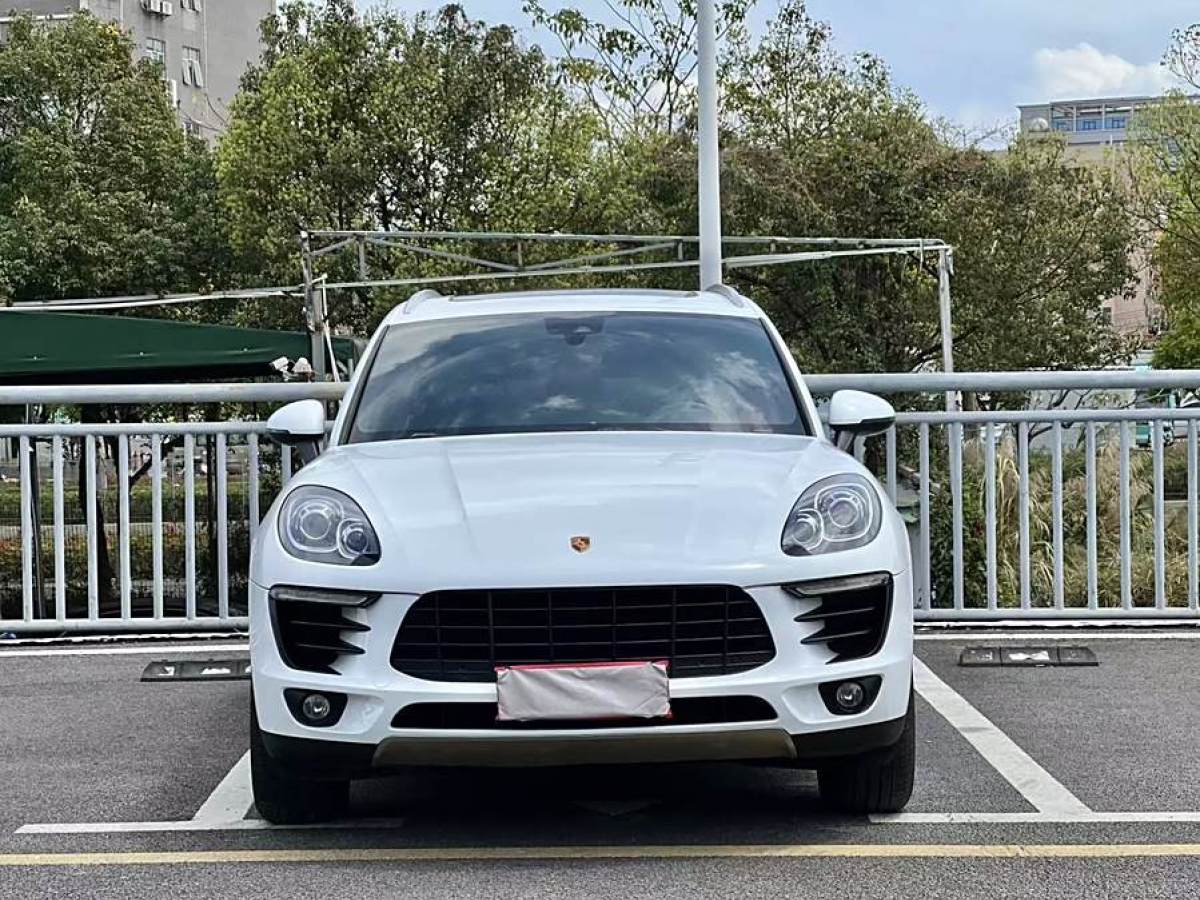 2016年11月保時(shí)捷 Macan  2017款 Macan 2.0T