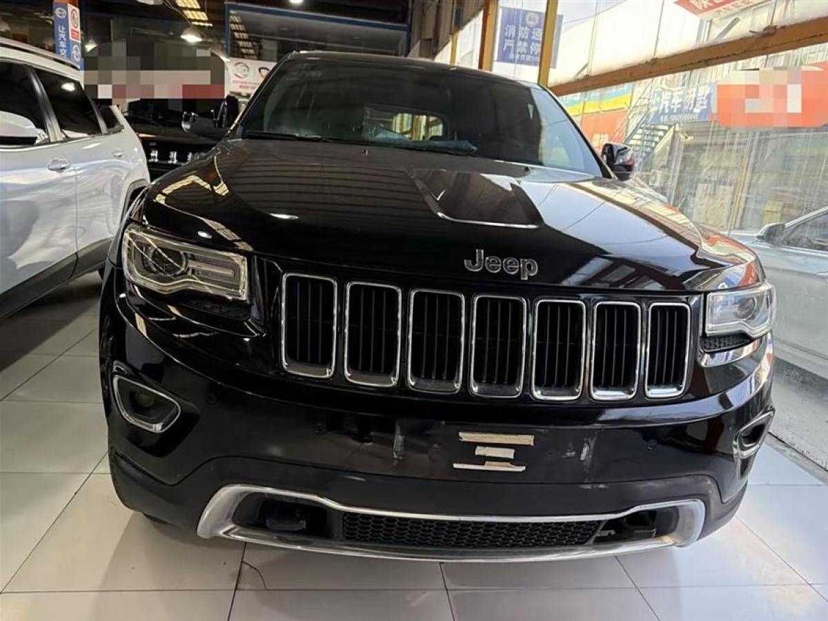 Jeep 大切諾基  2015款 3.6L 精英導(dǎo)航版圖片