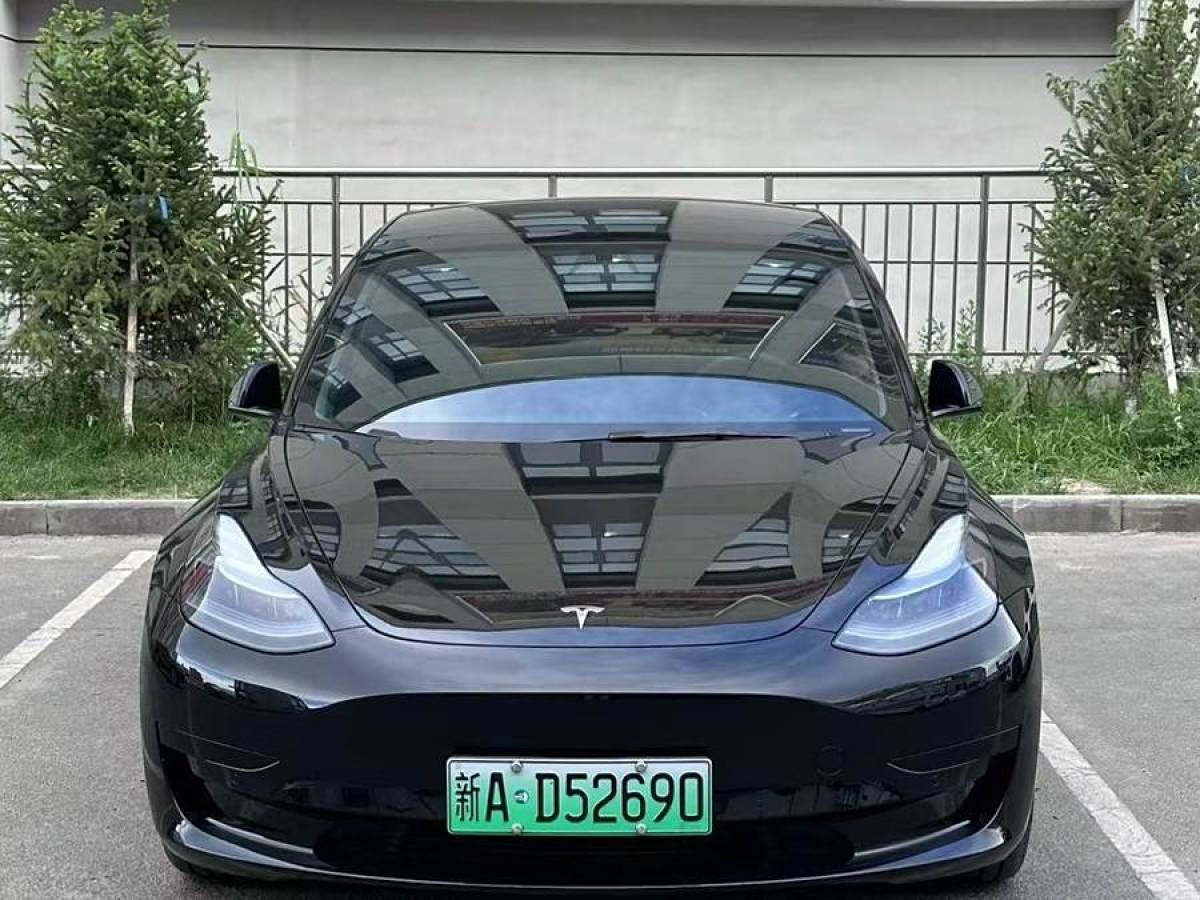 特斯拉 Model Y  2023款 后輪驅(qū)動版圖片