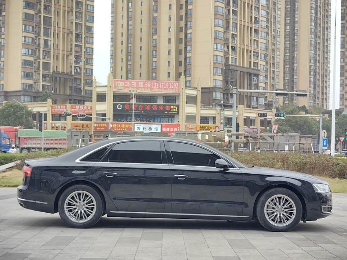 奧迪 奧迪A8  2016款 A8L 45 TFSI quattro時(shí)尚型圖片