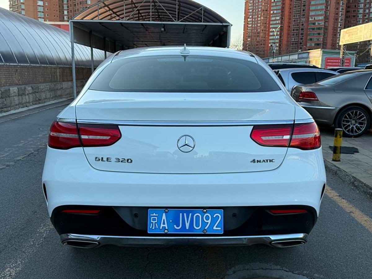 奔馳 奔馳GLE轎跑  2015款 GLE 320 4MATIC 轎跑SUV圖片