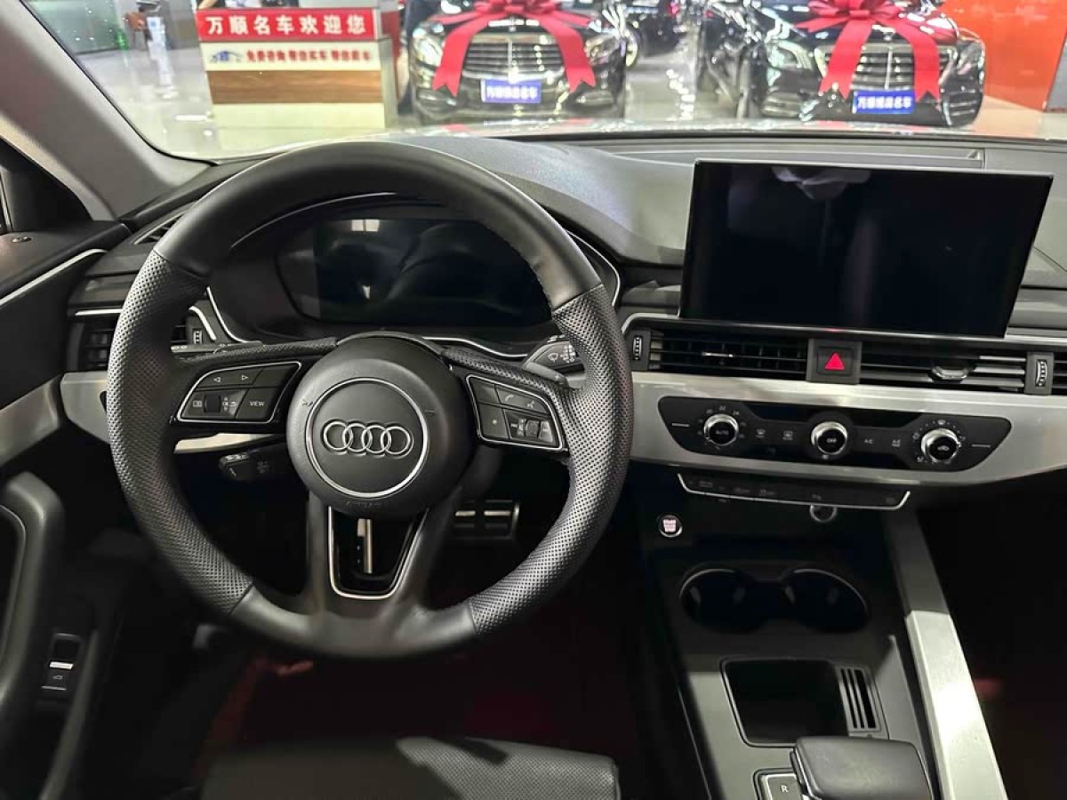 奧迪 奧迪A4L  2020款 40 TFSI 時(shí)尚動(dòng)感型圖片