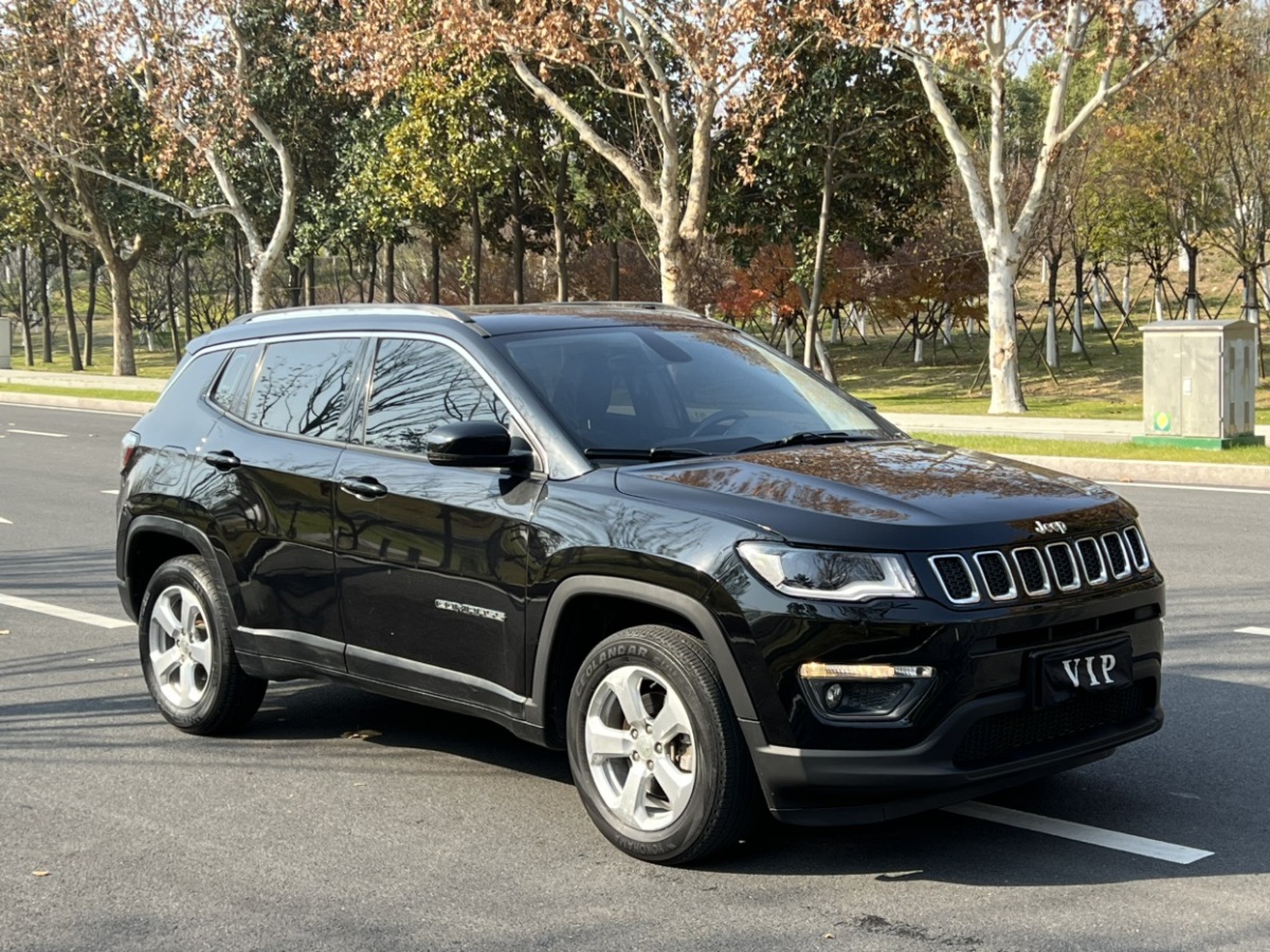 Jeep 指南者  2019款  200T 自動(dòng)典尚版圖片